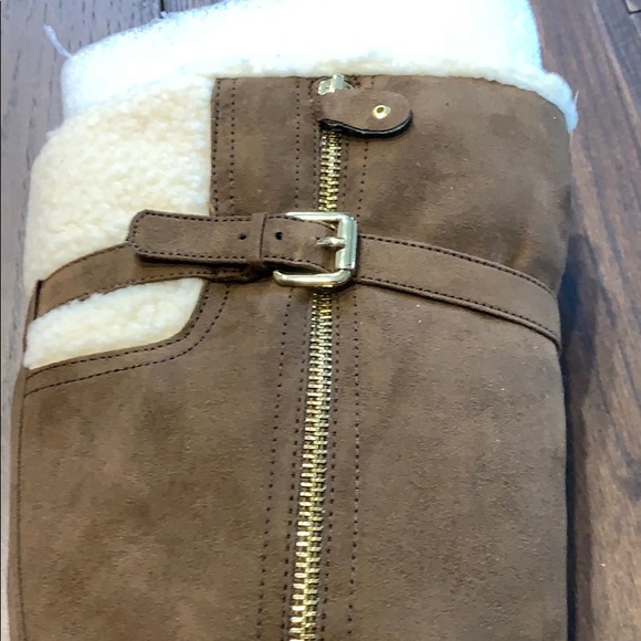 NWT Unisa Boots - Picture 5 of 6